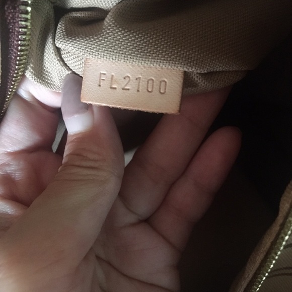 Authentic preowned lv Delightful MM - Picture 2 of 8